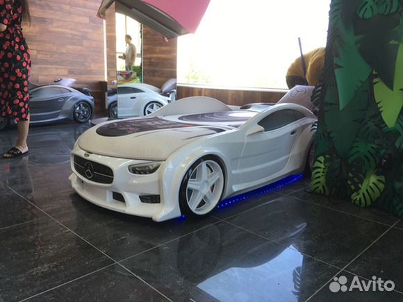 Новая детская кровать машина с ящиком и матрасом Новая детская кровать машина с ящиком и матрасом