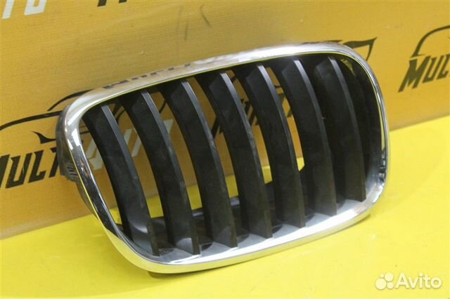 Решетка радиатора передняя правая Bmw X5 E70 Решетка радиатора передняя правая Bmw X5 E70