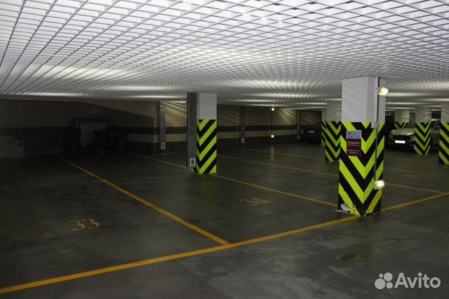Машиноместо, > 30 м² Машиноместо, > 30 м²