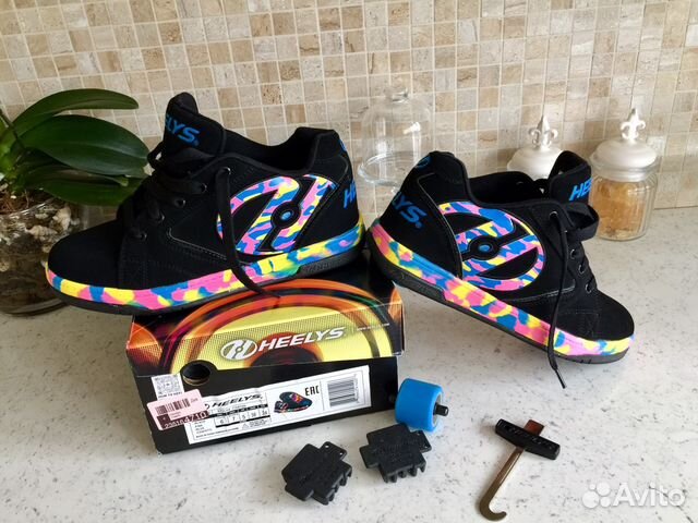 heelys 38
