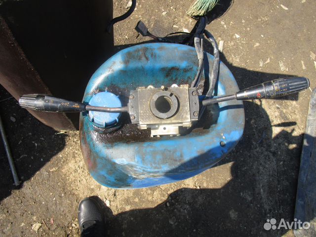 Подрулевой переключатель Kia Granbird