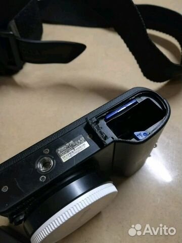 Фотоаппарат SAMSUNG NX 200