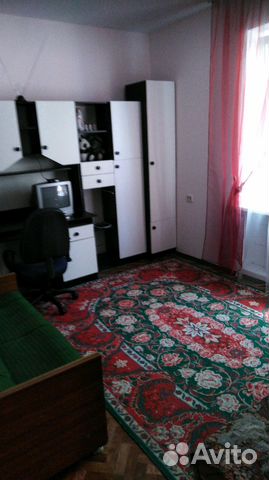 3-к квартира, 100 м², 1/2 эт.