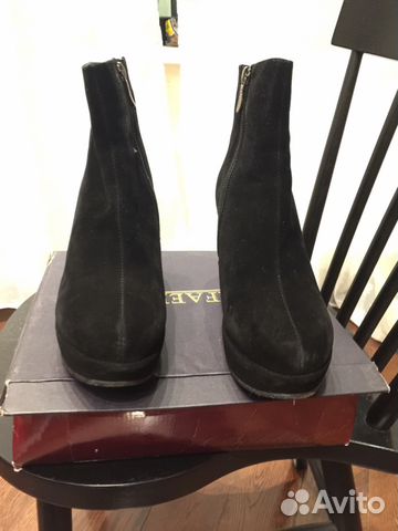 Женские ботинки