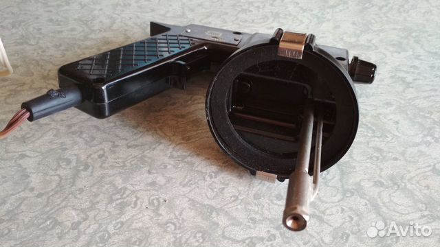 Краскораспылитель электровибрационный, СССР, 1969 Краскораспылитель электровибрационный, СССР, 1969