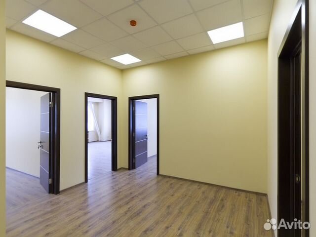 Продам помещение свободного назначения, 390 м²