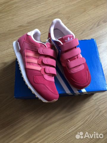 Кроссовки новые adidas рр 33 Кроссовки новые adidas рр 33