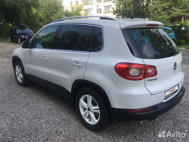 Volkswagen Tiguan 2.0 AT, 2010, 117 000 км