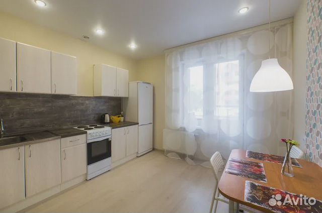 1-к квартира, 42 м², 2/18 эт. 1-к квартира, 42 м², 2/18 эт.