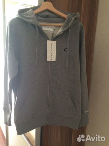 Новая оригинальная толстовка Calvin Klein Jeans Новая оригинальная толстовка Calvin Klein Jeans