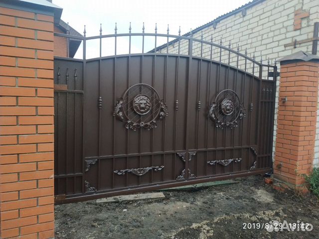 Кованые распашные ворота Кованые распашные ворота