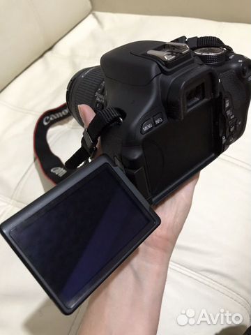 Зеркальный фотоаппарат Canon EOS 600D Зеркальный фотоаппарат Canon EOS 600D