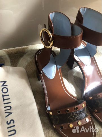 Босоножки Louis Vuitton Босоножки Louis Vuitton