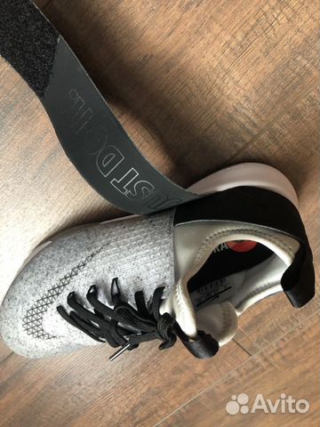Кроссовки Nike zoom новые