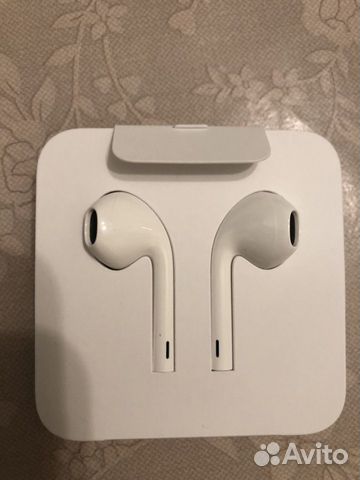 Наушники earpods оригинал со шнуром плоский разъем Наушники earpods оригинал со шнуром плоский разъем