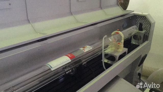 Лазерный (CO2) станок с чпу по металлу