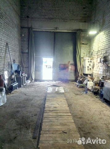 Гараж, > 30 м²