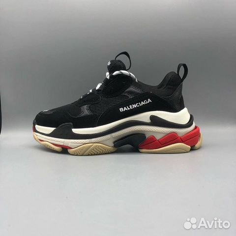 Кроссовки Balenciaga Triple S Кроссовки Balenciaga Triple S