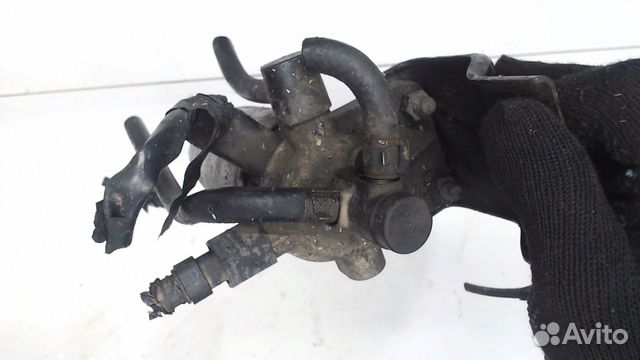 Корпус топливного фильтра Hyundai Santa Fe, 2002 Корпус топливного фильтра Hyundai Santa Fe, 2002