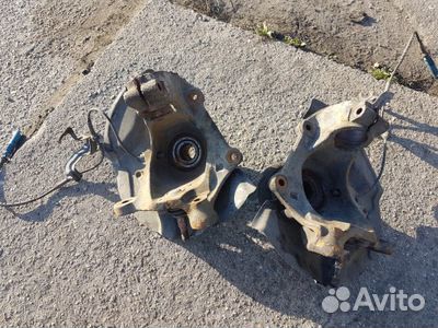 Кулак передний поворотный BMW E60 xi полный привод Кулак передний поворотный BMW E60 xi полный привод