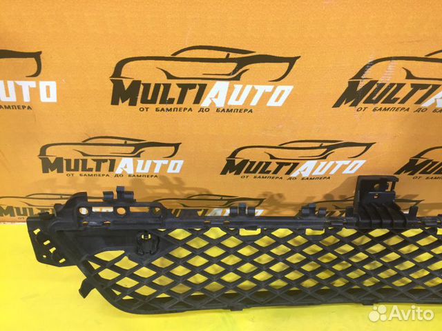 Решетка радиатора передняя Mercedes C-Classe W204 Решетка радиатора передняя Mercedes C-Classe W204