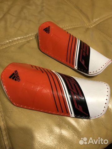 Футбольные щитки Adidas F50 Pro Lite Messi (sizeM)