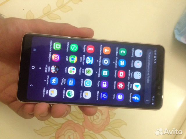 Телефон Galaxy A8+ 2018 Телефон Galaxy A8+ 2018