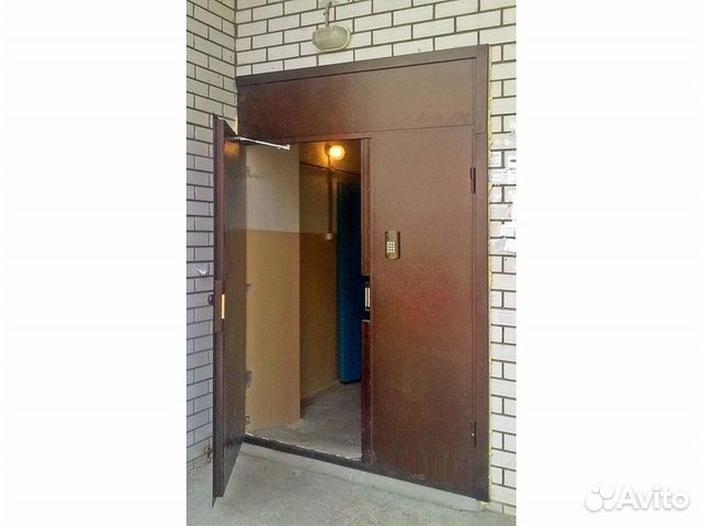 Дверь металлическая входная 2361X1142 Дверь металлическая входная 2361X1142