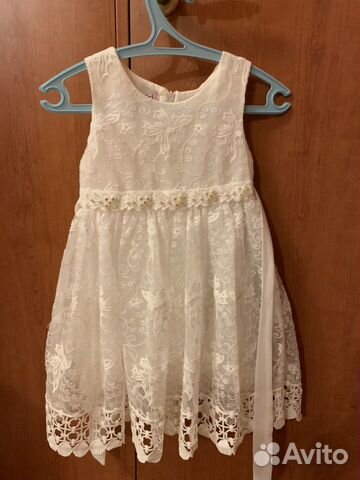 Красивейшее платье с кружевами на 3 года Красивейшее платье с кружевами на 3 года