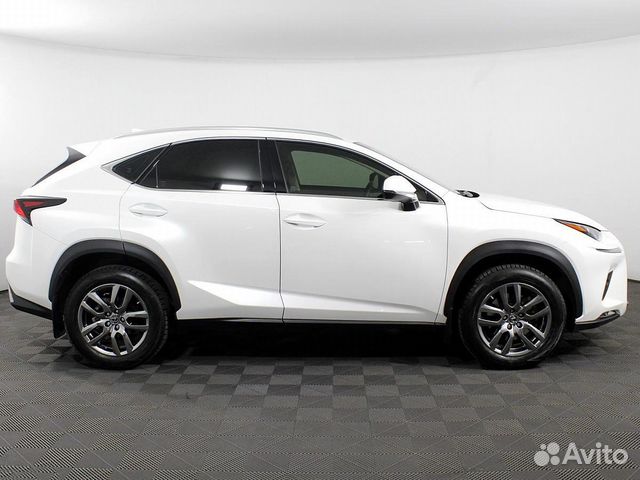 Lexus NX 2.0 CVT, 2018, 15 182 км