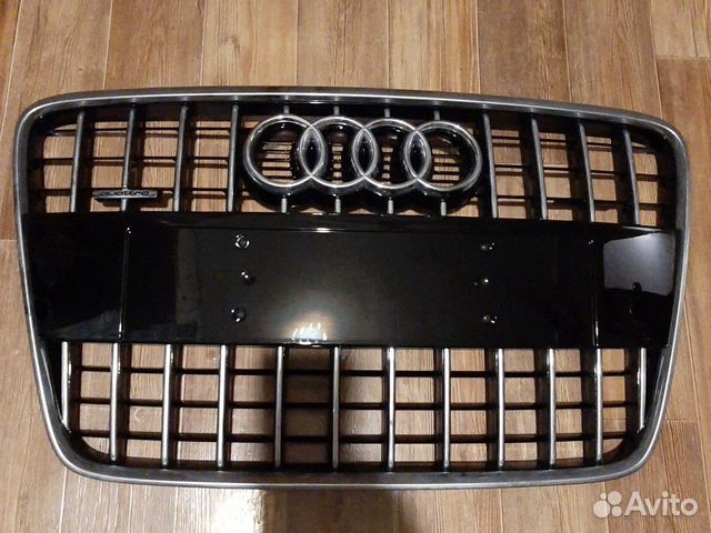 Решетка радиатора Audi Q7 рестайлинг ку7