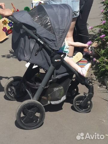 Коляска прогулочная