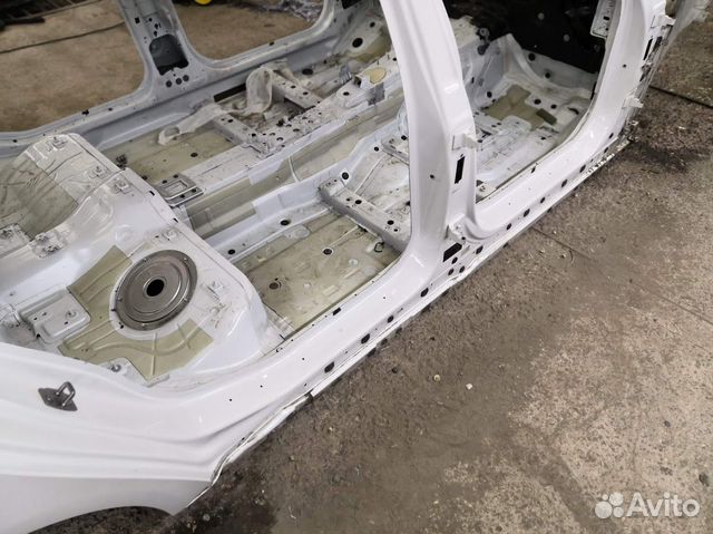 Правый порог для bmw f02 f04 ф02 ф04