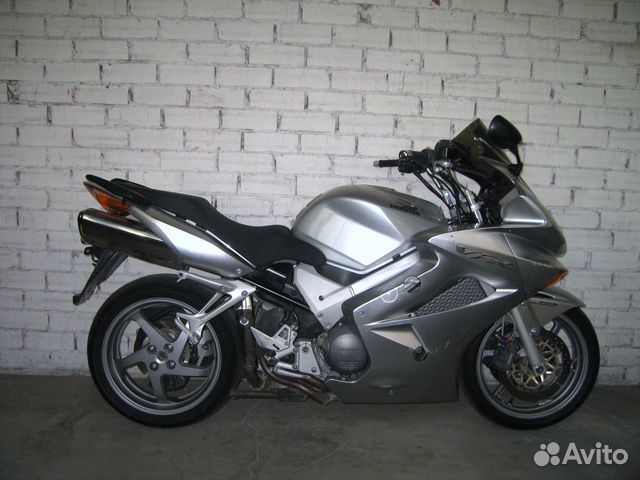 Honda VFR 800 2004г из Японии Honda VFR 800 2004г из Японии