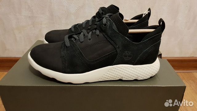 Timberland новые кожаные кроссовки 39 р-р Timberland новые кожаные кроссовки 39 р-р