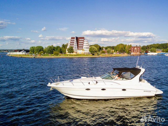 Моторная яхта Wellcraft Martinique 3700 Моторная яхта Wellcraft Martinique 3700