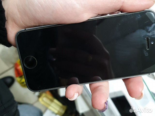 iPhone SE 32GB iPhone SE 32GB