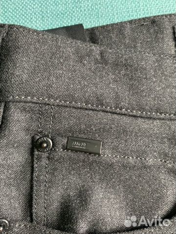 Новые шерстяные брюки Armani оригинал Новые шерстяные брюки Armani оригинал