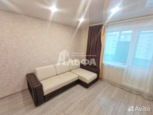 1-к квартира, 42 м², 8/10 эт. 1-к квартира, 42 м², 8/10 эт.