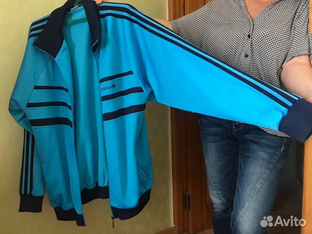 Спортивный костюм Спортивный костюм