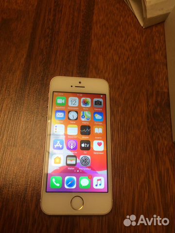 iPhone SE 32 gb iPhone SE 32 gb