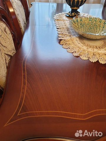 Обеденный стол и стулья (Carpenter)