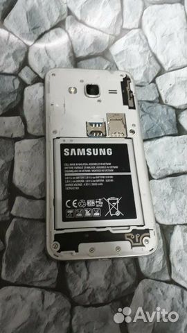 Телефон SAMSUNG J3 2016 Телефон SAMSUNG J3 2016