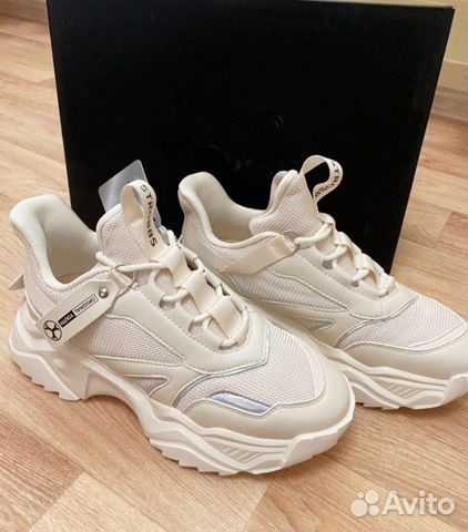 Кроссовки Strobbs