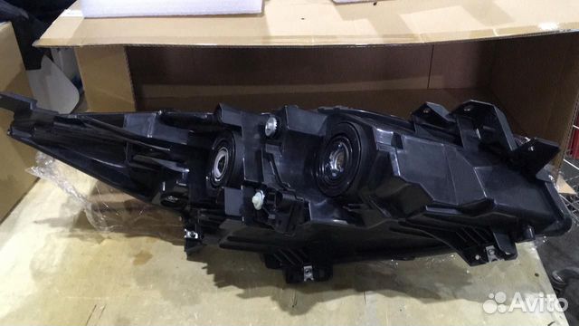 Фара левая мазда 3 BL (2009-2013 ) галоген