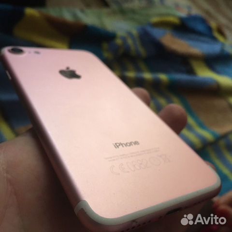 Телефон iPhone