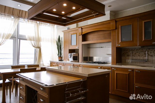 3-к квартира, 127.7 м², 9/9 эт.