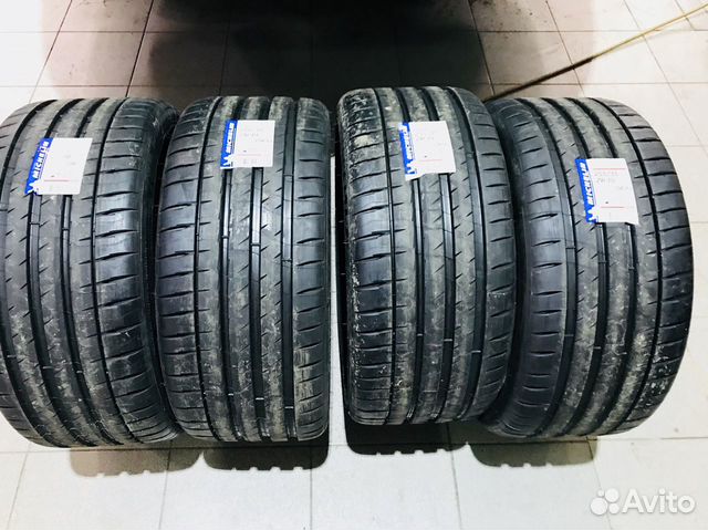 Шина Michelin Pilot Sport 4 S 295/30 R20 MO** Шина Michelin Pilot Sport 4 S 295/30 R20 MO**