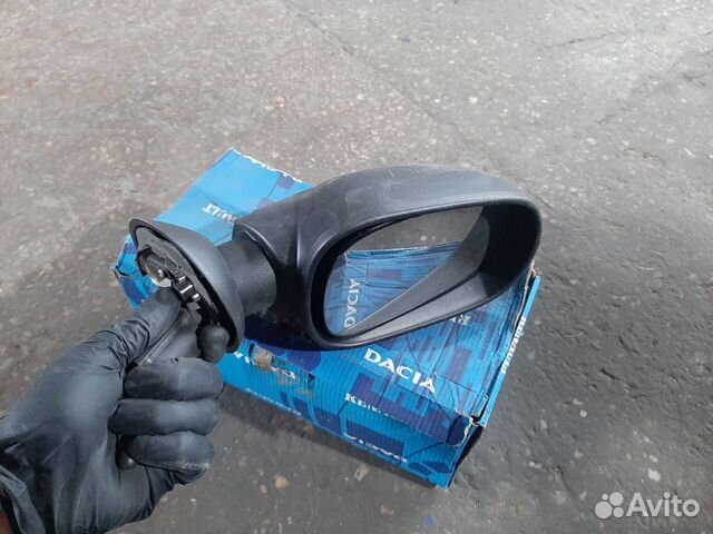 Зеркало правое Renault Logan