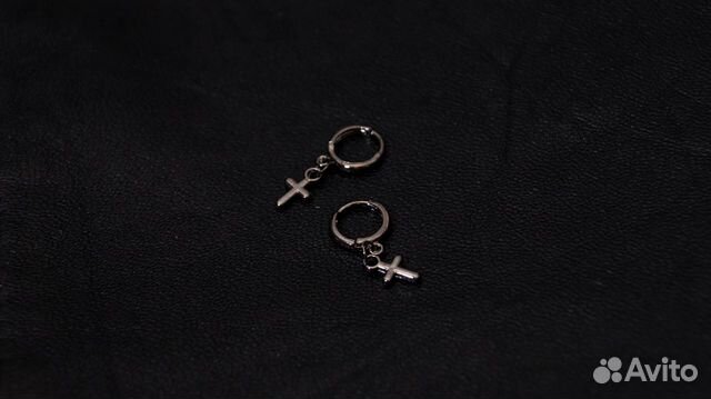 Серьги в уши с Крестом